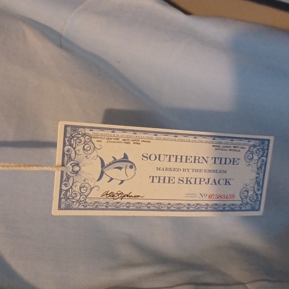 Southern Tide The Skipjack - Picture 2 of 6